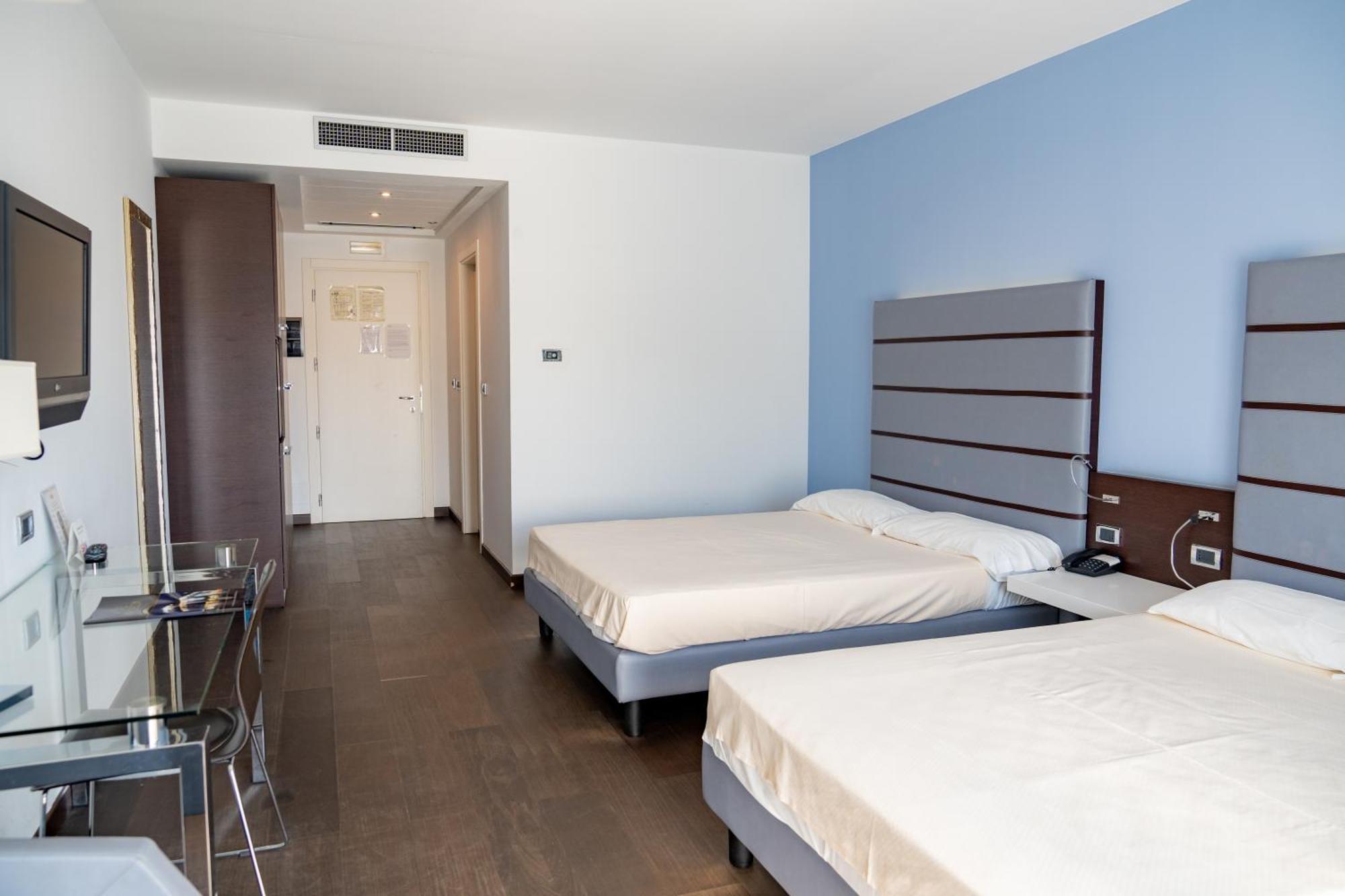 Hotel Napoleon Торре-Мелісса Екстер'єр фото
