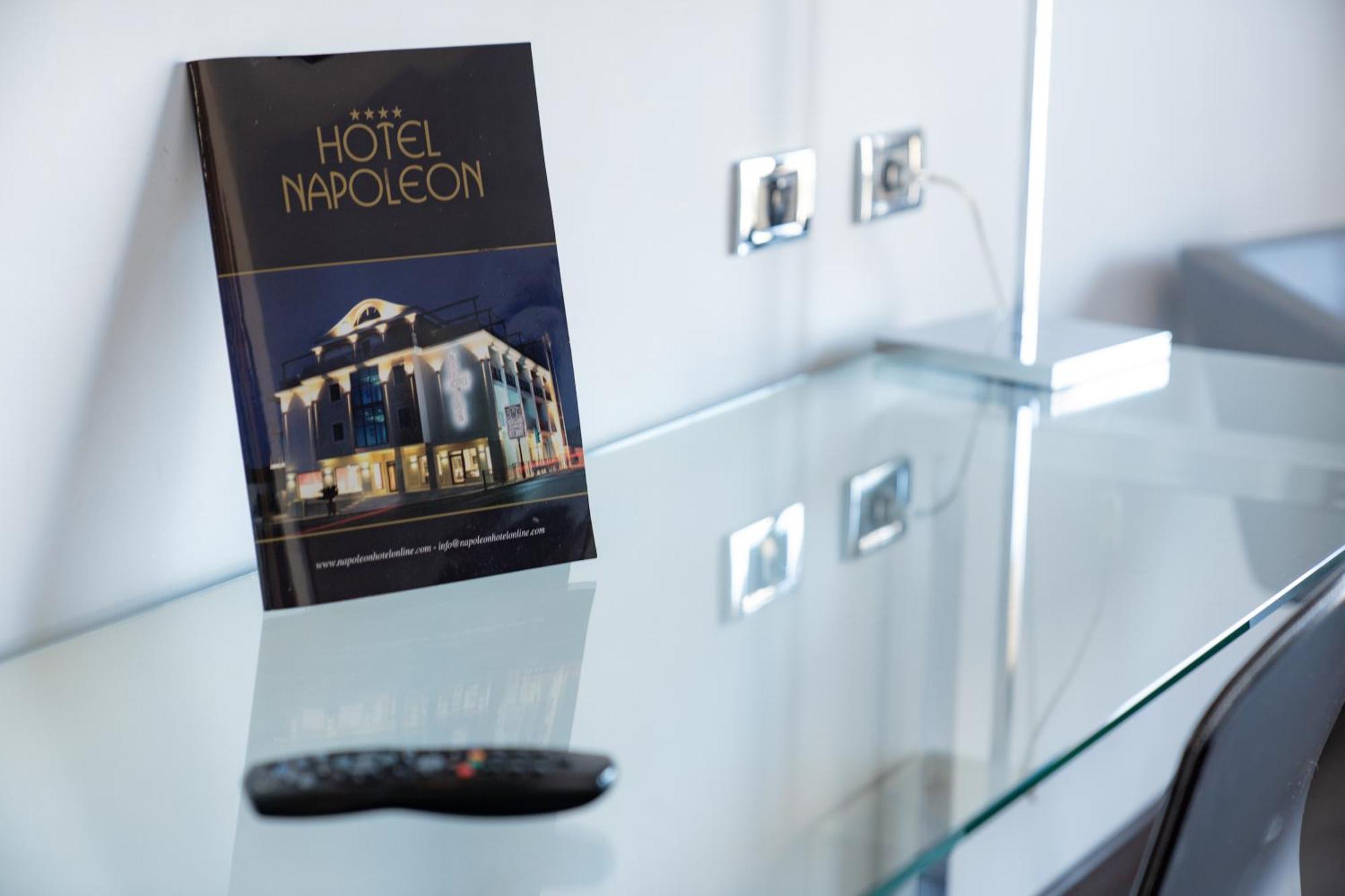 Hotel Napoleon Торре-Мелісса Екстер'єр фото