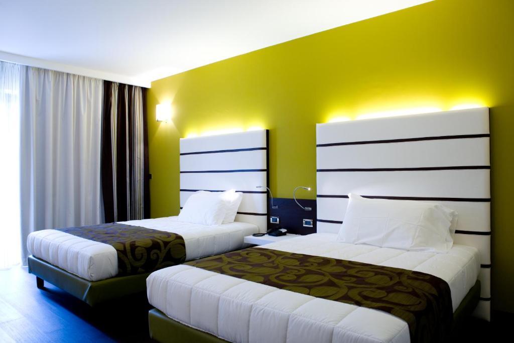 Hotel Napoleon Торре-Мелісса Номер фото